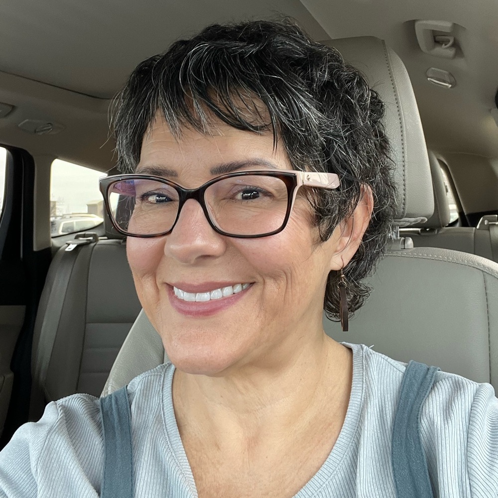 Hi all! I’m Laurie and happy you stopped by 😊